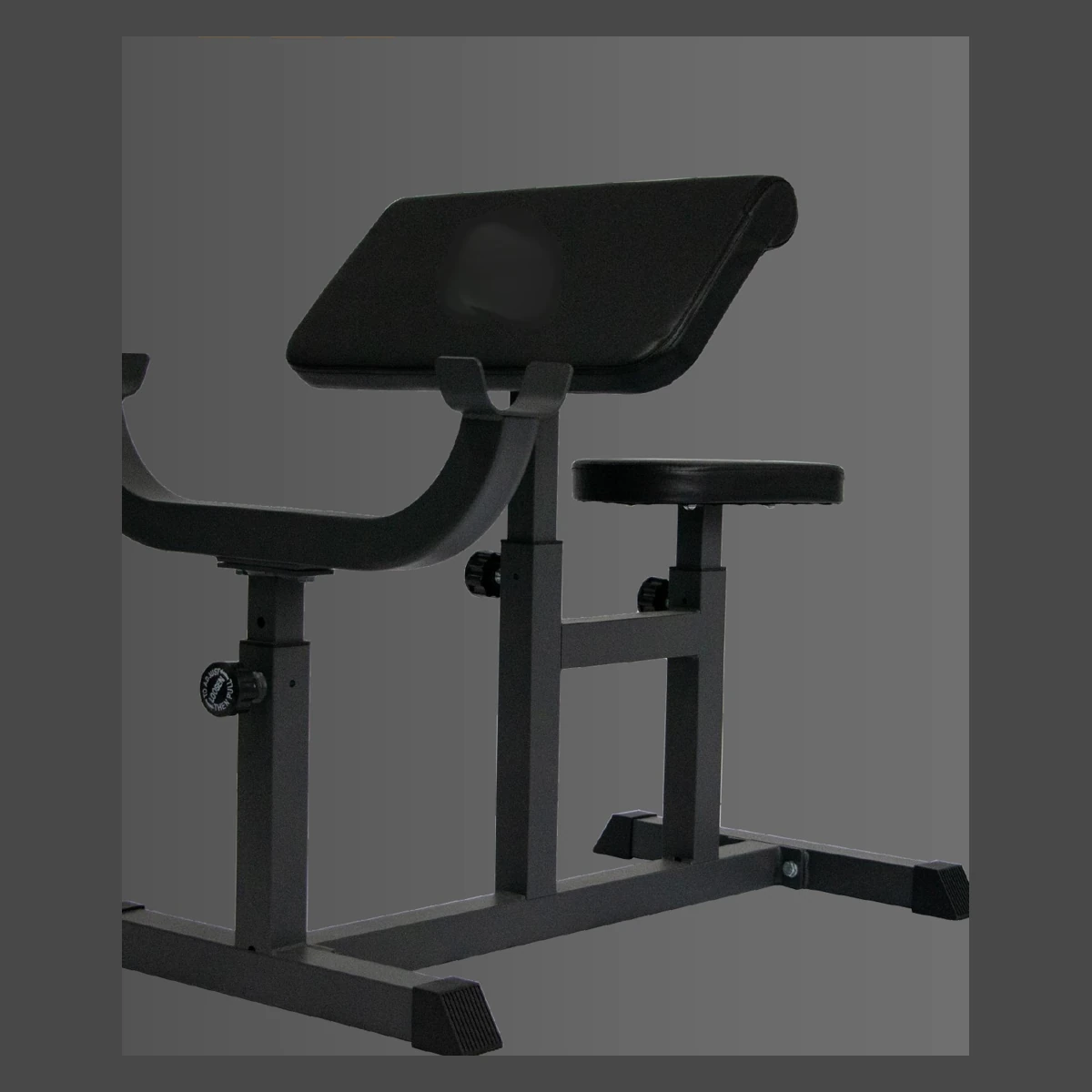 RM008 Roman Chair
